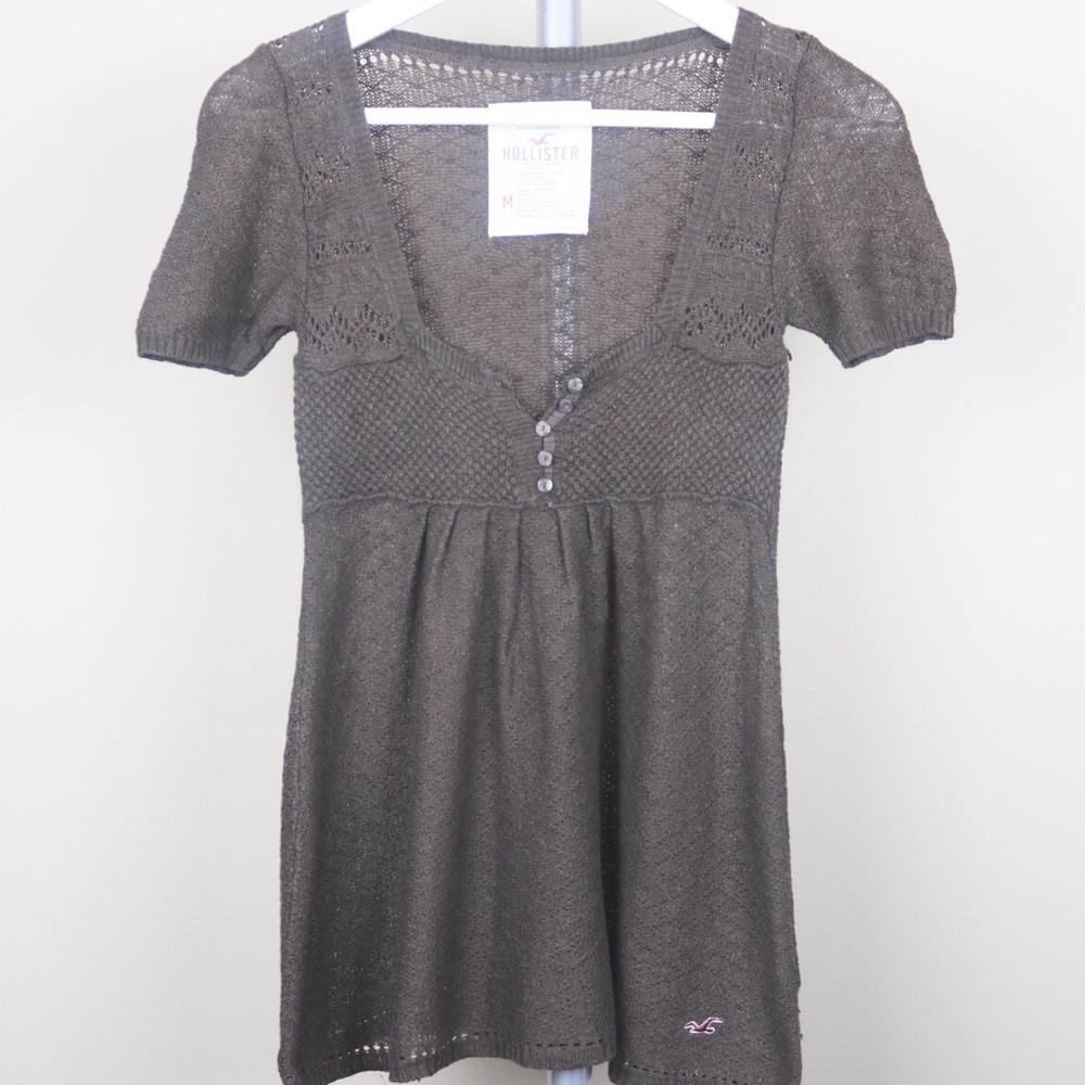 Hollister Soft Knitted Top. Medium.